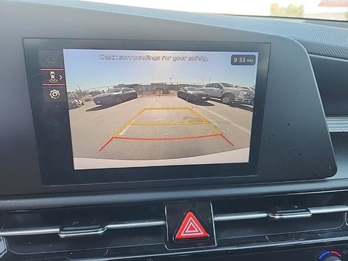 Certified 2025 Kia Niro LX FWD image 23