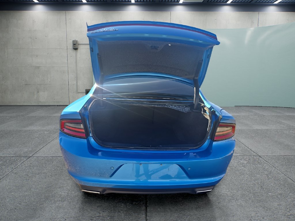 Used 2023 Dodge Charger SXT RWD image 9