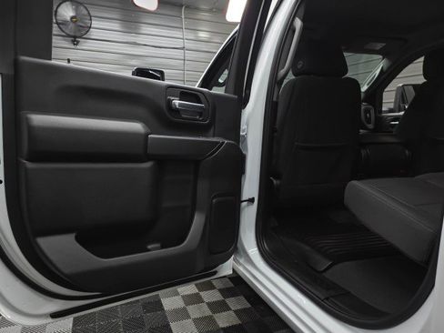 Used 2024 Chevrolet Silverado 2500 Custom w/ Custom Value Package AWD/4WD image 33