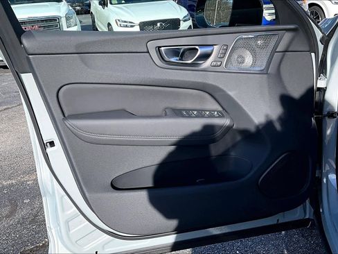 New 2026 Volvo XC60 B5 Ultra w/ Protection Package Premier image 11