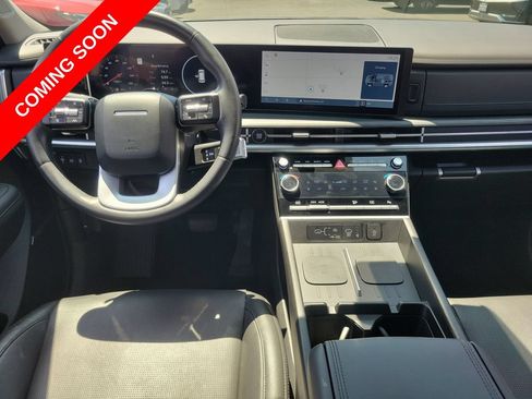 Used 2025 Hyundai Santa Fe Limited FWD image 14