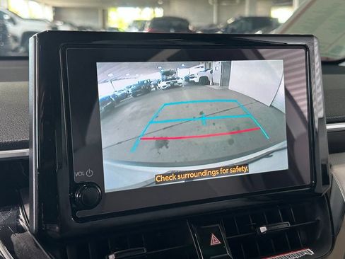 Used 2024 Toyota Corolla Cross L FWD image 21