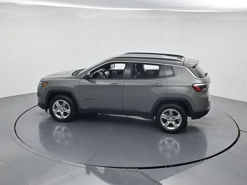 Used 2024 Jeep Compass Latitude AWD/4WD image 44