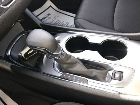 Used 2024 Chevrolet Malibu LT FWD image 19