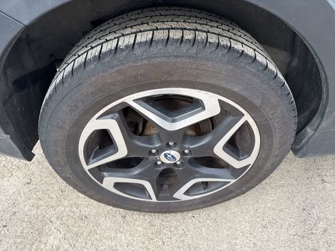 Used 2018 Subaru Crosstrek 2.0i Limited image 8