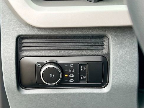 New 2026 Ford F550 4x4 Crew Cab image 18