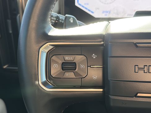 Used 2024 GMC Hummer EV 2X w/ LPO, Illumination Package image 18