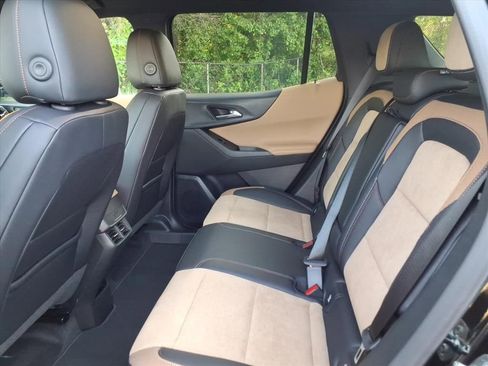 New 2026 Chevrolet Equinox ACTIV AWD/4WD image 16