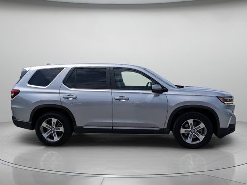 Used 2024 Honda Pilot EX-L image 14
