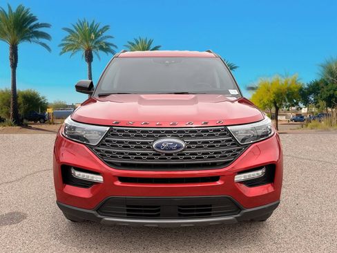 Used 2022 Ford Explorer XLT w/ Equipment Group 202A RWD image 8