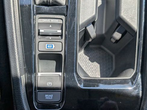 Used 2025 Honda Accord EX-L image 23