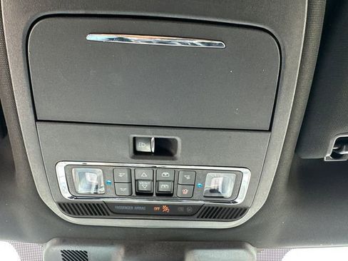 Used 2023 Ford F150 Lariat w/ Equipment Group 502A High AWD/4WD image 46