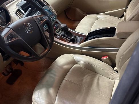 Used 2011 Buick LaCrosse CXL w/ Luxury Package image 4