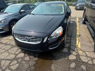 Used 2013 Volvo S60 T5 FWD video 1
