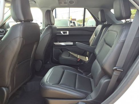 Used 2024 Ford Explorer XLT w/ Equipment Group 202A AWD/4WD image 12