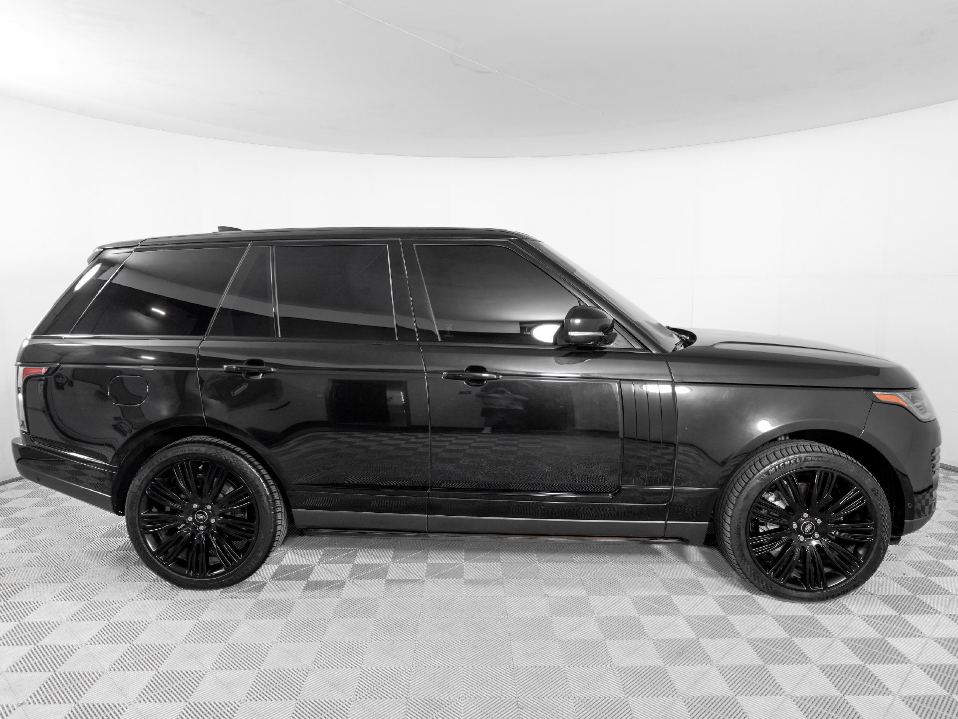 Used 2022 Land Rover Range Rover Westminster Edition AWD/4WD image 4