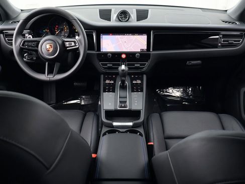 New 2026 Porsche Macan AWD/4WD image 21