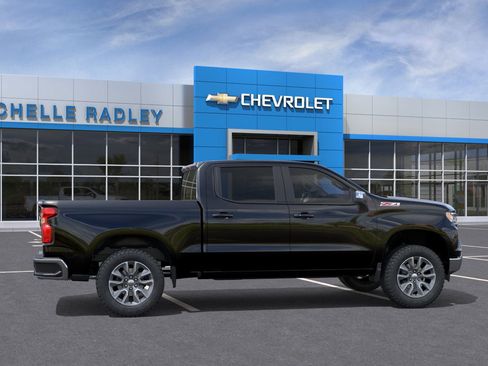 New 2026 Chevrolet Silverado 1500 LT w/ Z71 Off-Road Package image 5