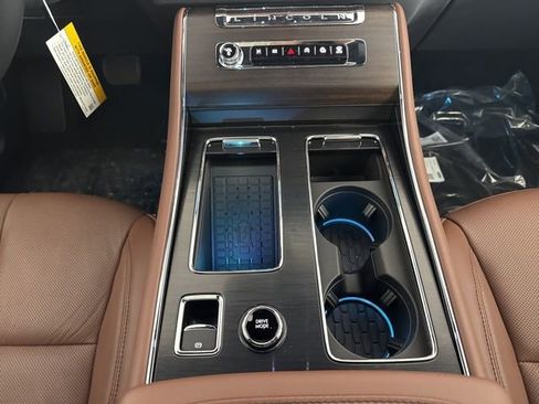 New 2026 Lincoln Aviator Reserve image 12