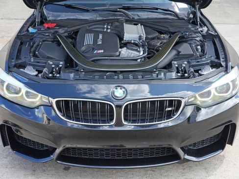 Used 2018 BMW M4 Coupe RWD image 7