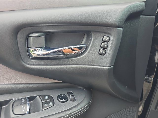 Used 2023 Nissan Murano SL AWD/4WD image 32