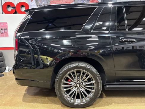 Used 2023 Cadillac Escalade ESV V AWD/4WD image 47