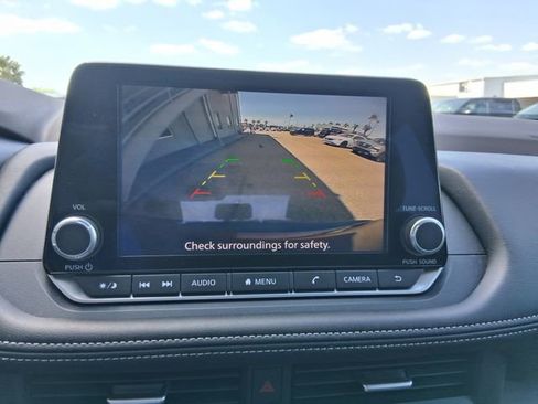 Certified 2023 Nissan Rogue S image 8