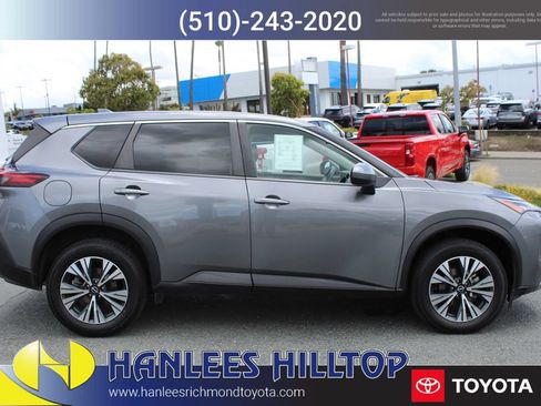 Used 2023 Nissan Rogue SV FWD image 6