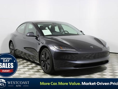 Used 2025 Tesla Model 3 Long Range RWD image 1