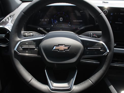 New 2027 Chevrolet Equinox LT AWD/4WD image 11