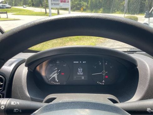 Used 2023 RAM ProMaster 2500 FWD image 30