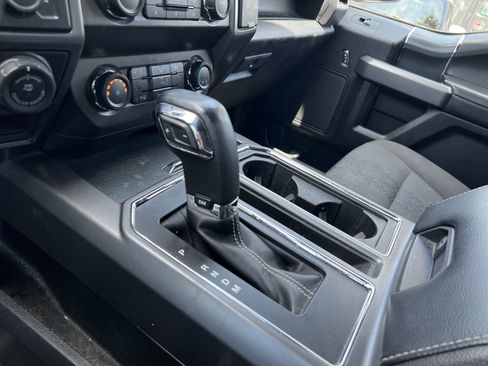 Used 2019 Ford F150 XLT w/ Equipment Group 302A Luxury AWD/4WD image 26