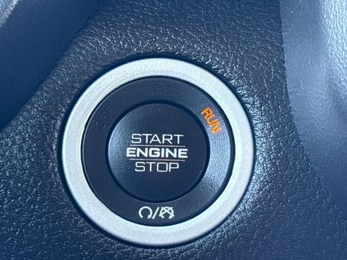 Used 2020 RAM 1500 Big Horn AWD/4WD image 22