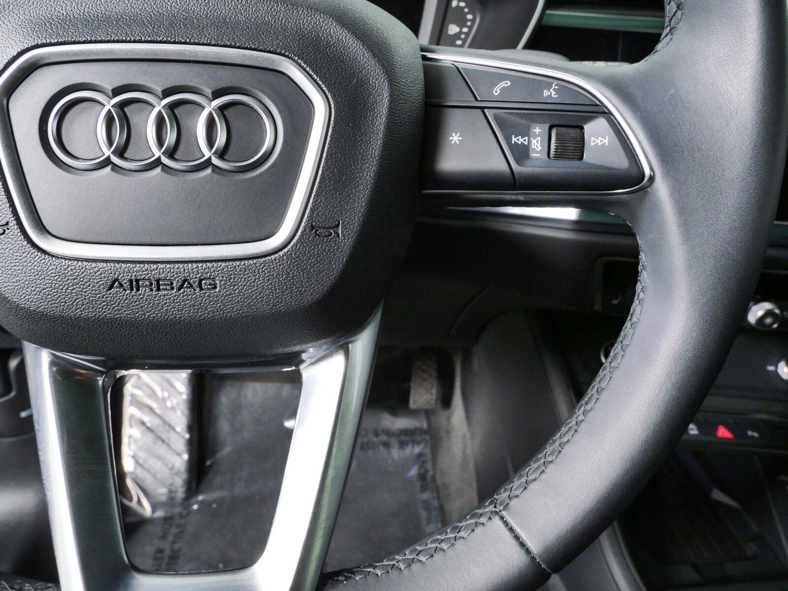 Used 2024 Audi Q3 2.0T Premium Plus AWD/4WD image 10