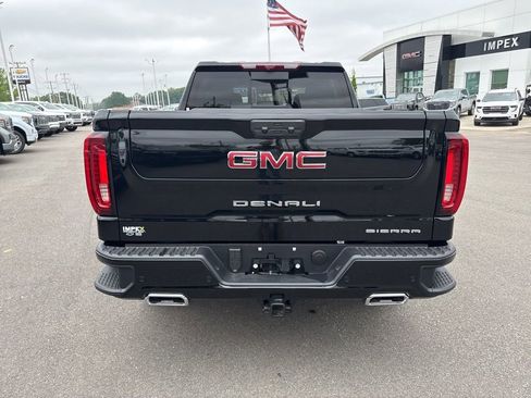 Used 2026 GMC Sierra 1500 Denali AWD/4WD image 4