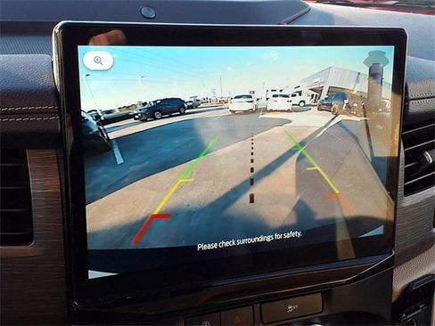 Used 2024 Ford Expedition Max Limited image 11