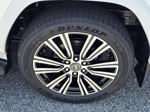 New 2026 Lexus LX 700h Luxury AWD/4WD image 42