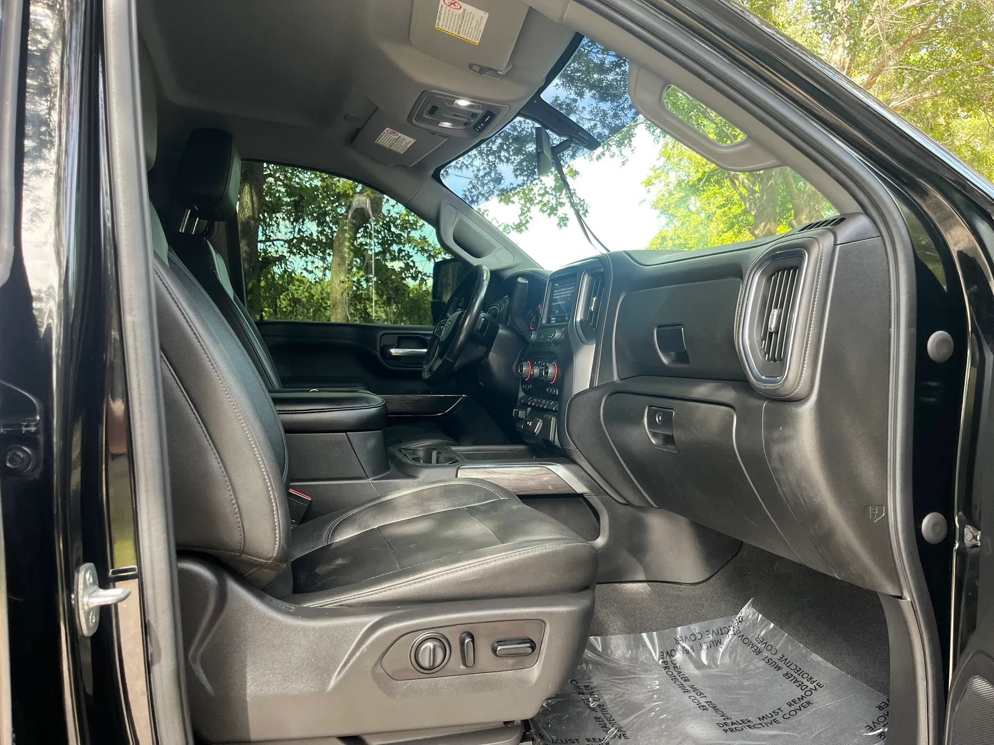 Used 2021 Chevrolet Silverado 2500 LTZ AWD/4WD image 17