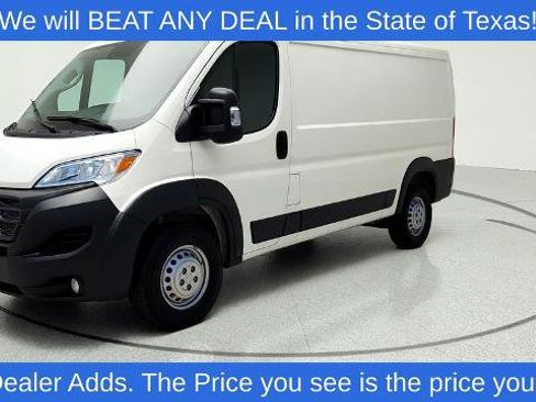 Used 2026 RAM ProMaster 2500 w/ Convenience Group FWD image 3