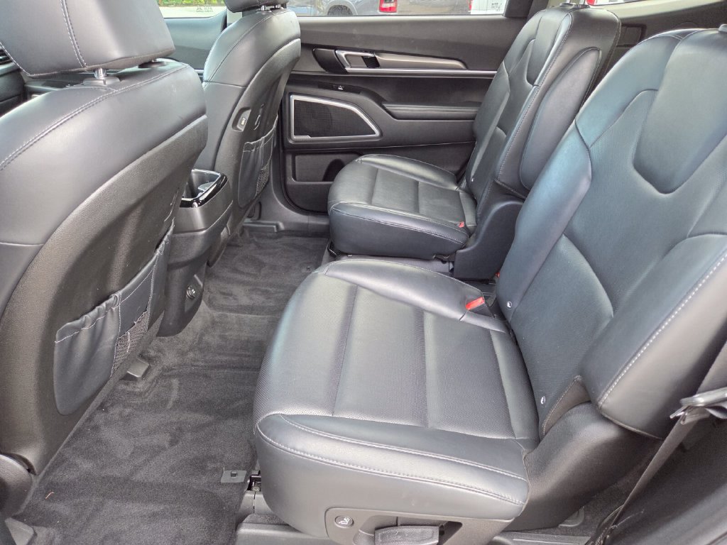 Used 2020 Kia Telluride S FWD image 25