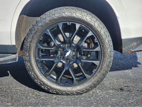 Used 2023 Chevrolet Tahoe Premier image 10