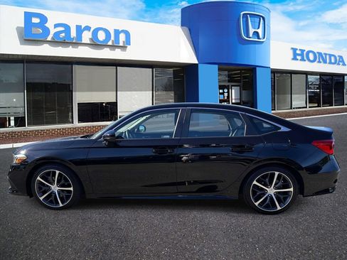 Used 2024 Honda Civic Touring image 3