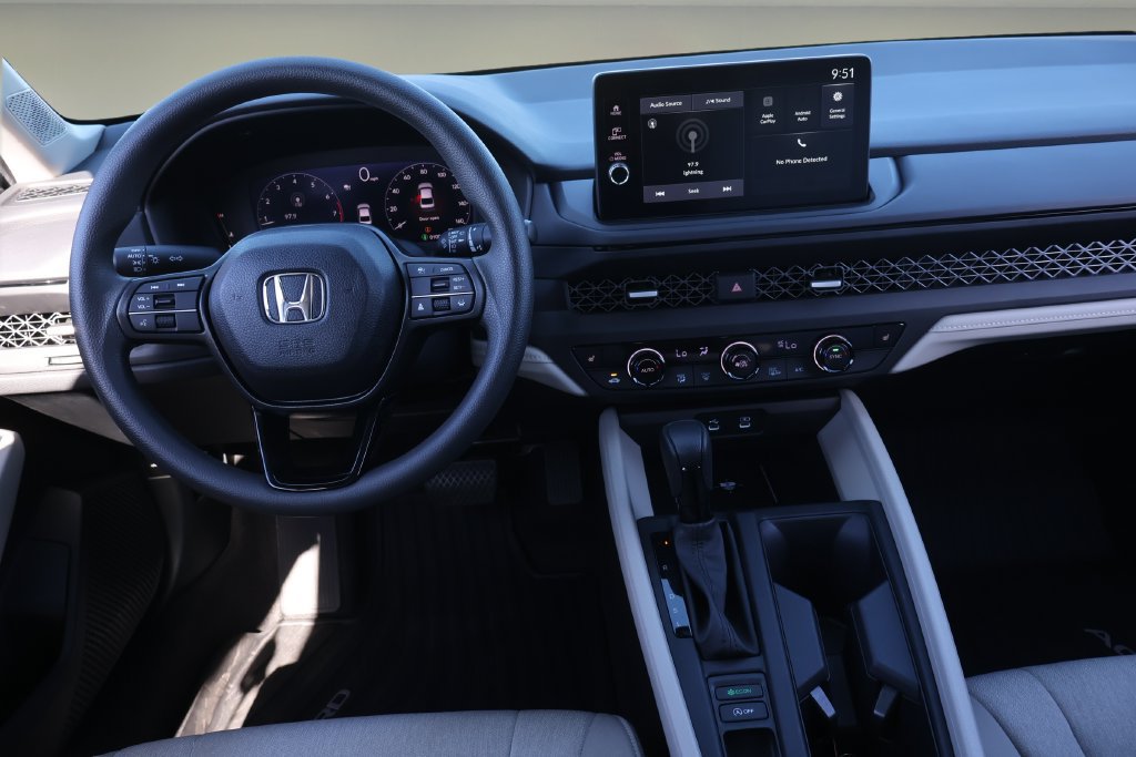 Used 2026 Honda Accord SE image 14