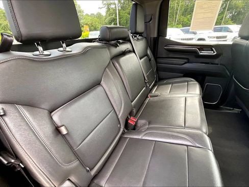 Used 2022 GMC Sierra 1500 SLT AWD/4WD image 27