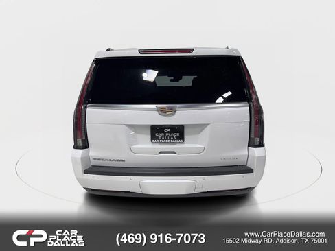 Used 2019 Cadillac Escalade Luxury RWD image 11