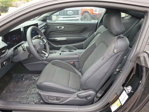 New 2025 Ford Mustang EcoBoost image 6