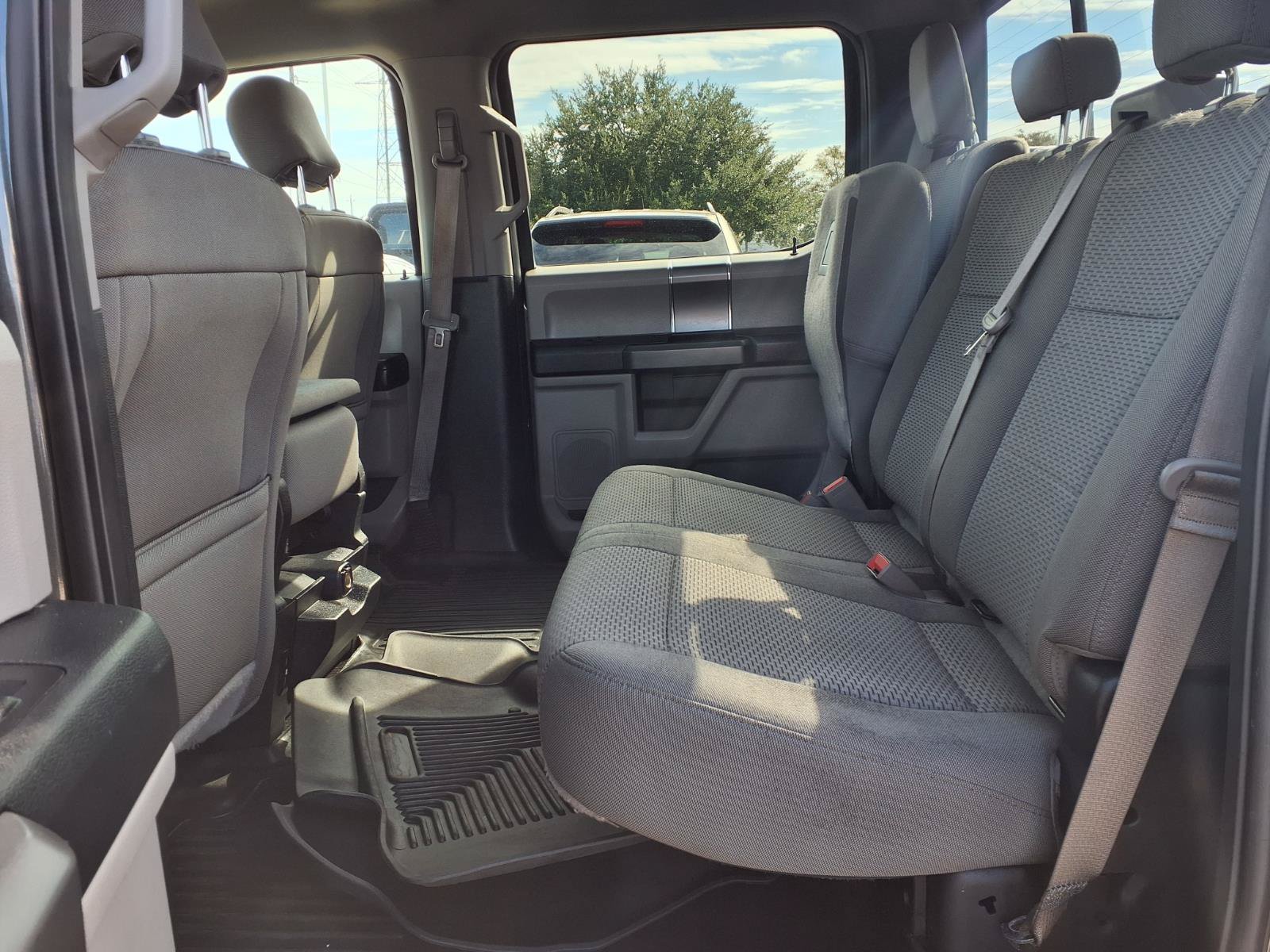 Used 2018 Ford F150 XLT w/ Equipment Group 302A Luxury AWD/4WD image 19