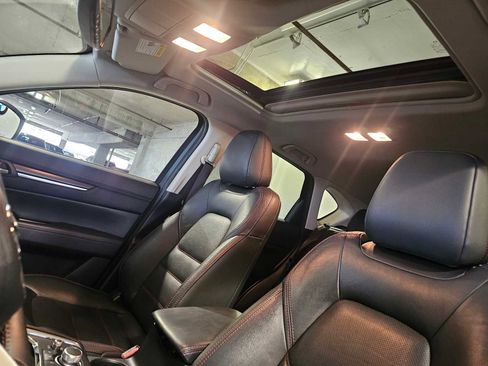 Used 2021 MAZDA CX-5 Carbon Edition image 36