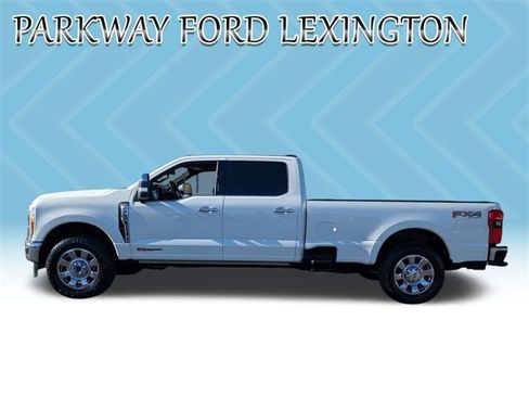 Used 2023 Ford F250 King Ranch w/ Chrome Package image 8
