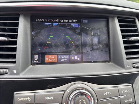 Used 2019 Nissan Armada Platinum w/ Captain's Chairs Package RWD image 15